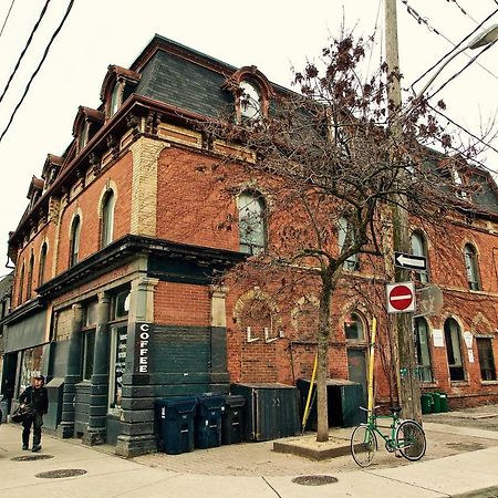 The Parkdale Hostellerie Toronto Exteriör bild