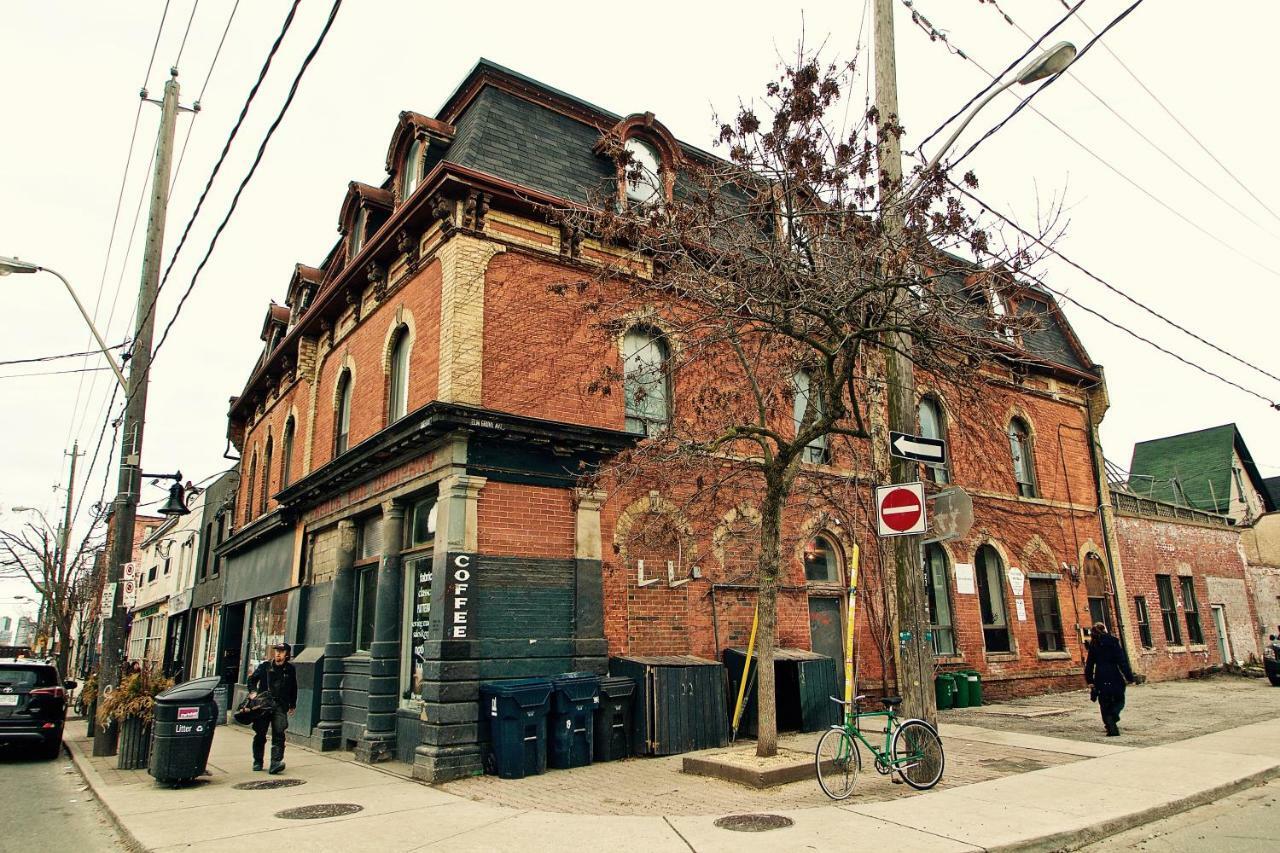 The Parkdale Hostellerie Toronto Exteriör bild
